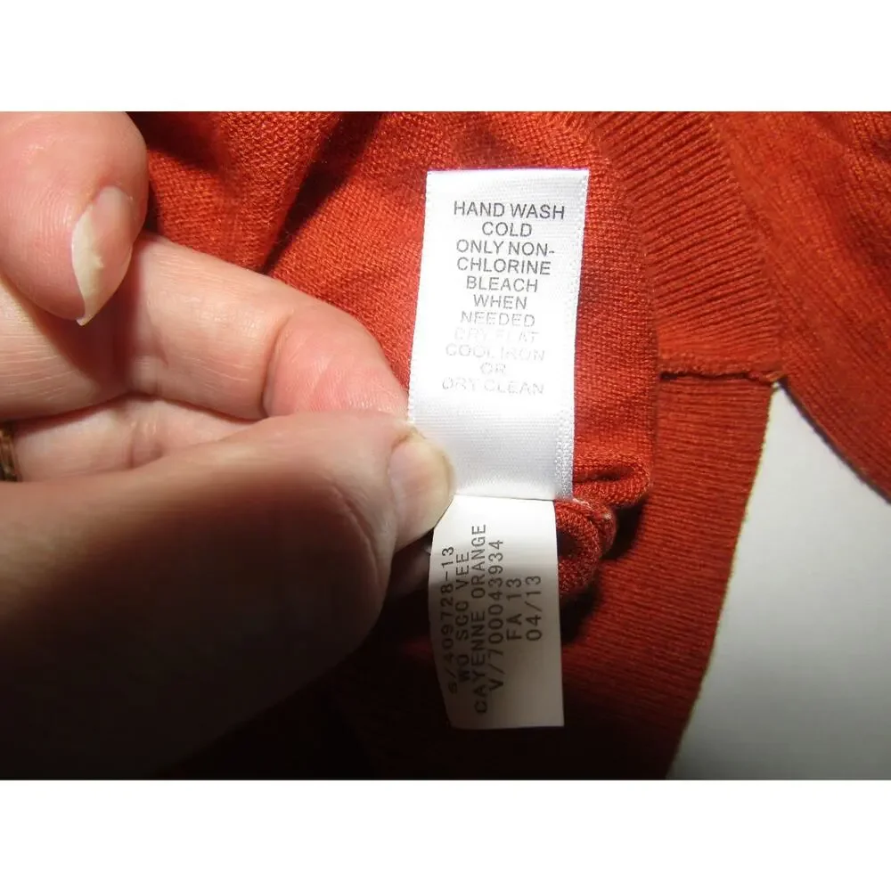 Banana Republic Men's XL Luxury Blend V-Neck Sweater‎ Cayenne Orange Silk Cotton